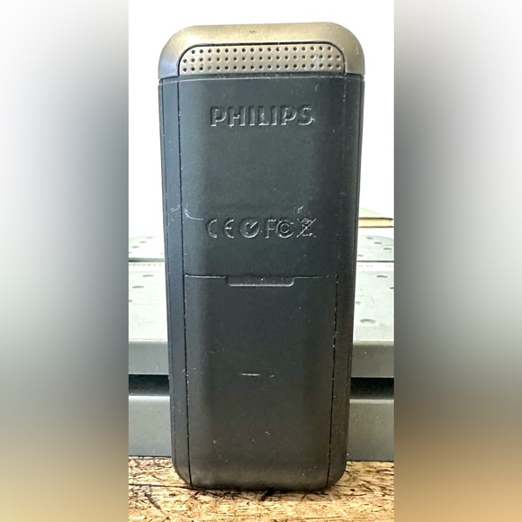 Philips DVT-2500 Digital Voice Tracer 2 Mic Pocket Stereo Audio Recorder Black - Picture 8 of 10